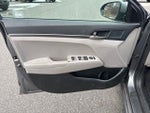 2018 Elantra Thumbnail 15