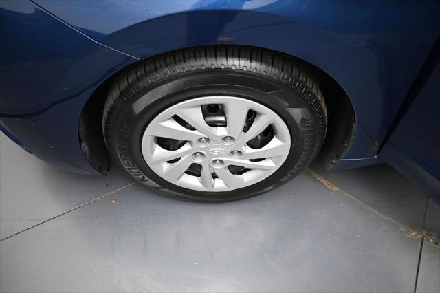 2020 Hyundai Elantra - $14,588