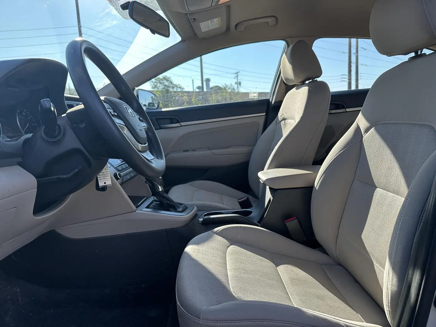 2017 Hyundai Elantra - $11,995