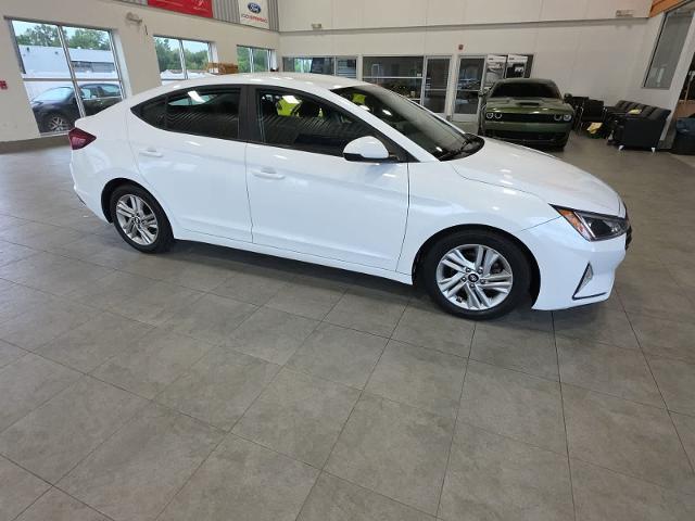 2019 Hyundai Elantra - $7,179