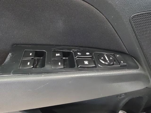 2019 Hyundai Elantra - $7,179