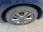 2017 Elantra Thumbnail 4
