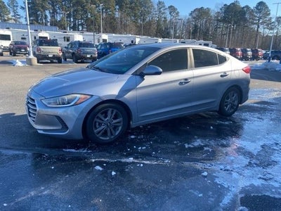 Photo of a 2017 Hyundai Elantra SE 4DR Sedan 6M (us) for sale