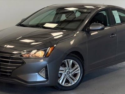 2019 Hyundai Elantra SEL 4DR Sedan
