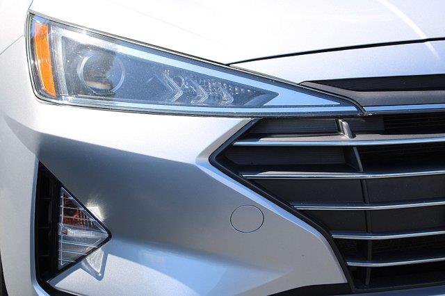 2020 Hyundai Elantra - $14,738
