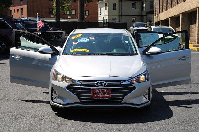 2020 Hyundai Elantra - $14,738