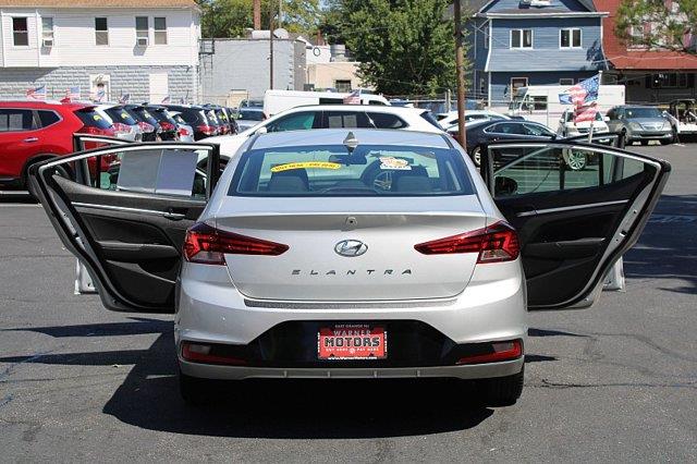 2020 Hyundai Elantra - $14,738