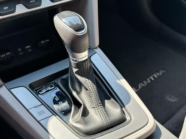 2020 Hyundai Elantra - $12,362