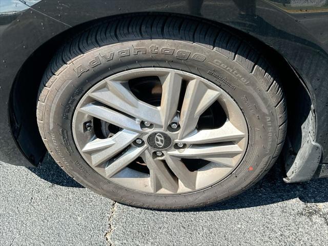 2020 Hyundai Elantra - $12,362