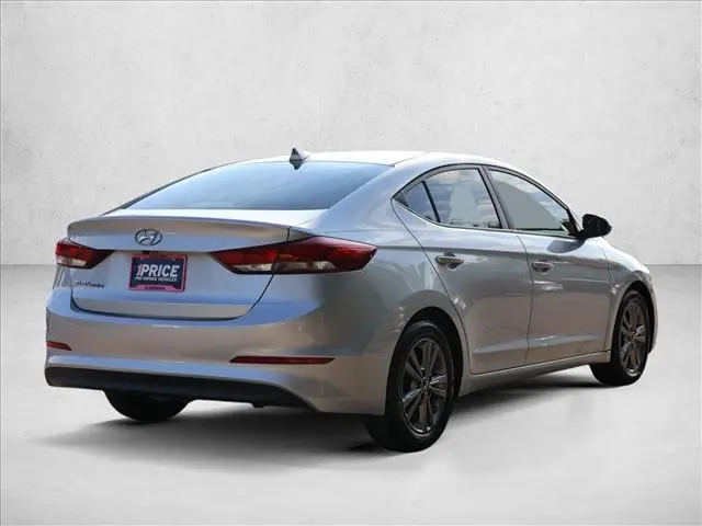2017 Hyundai Elantra - $11,501