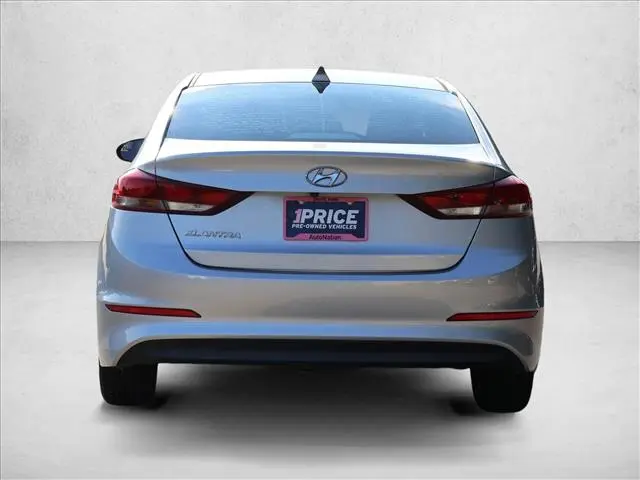 2017 Hyundai Elantra - $11,501