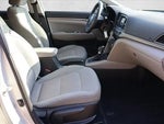 2017 Elantra Thumbnail 28