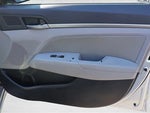 2017 Elantra Thumbnail 29
