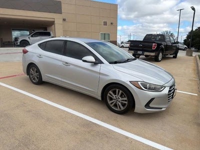 Photo of a 2018 Hyundai Elantra SEL 4DR Sedan (us) for sale