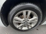2018 Elantra Thumbnail 9