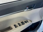 2019 Elantra Thumbnail 18