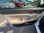 2018 Elantra Thumbnail 14