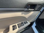 2018 Elantra Thumbnail 19