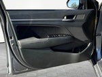 2018 Elantra Thumbnail 19