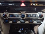 2020 Elantra Thumbnail 17