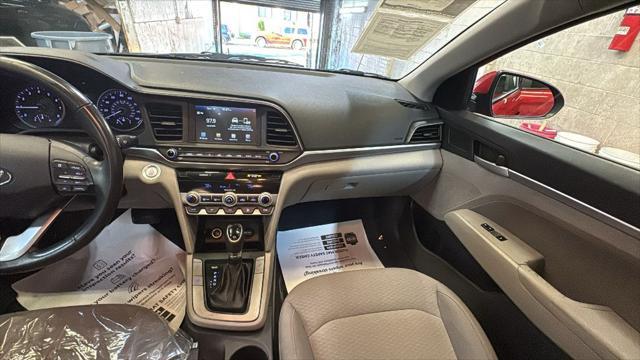 2020 Hyundai ELANTRA Value Edition