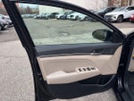 2017 Elantra Thumbnail 32