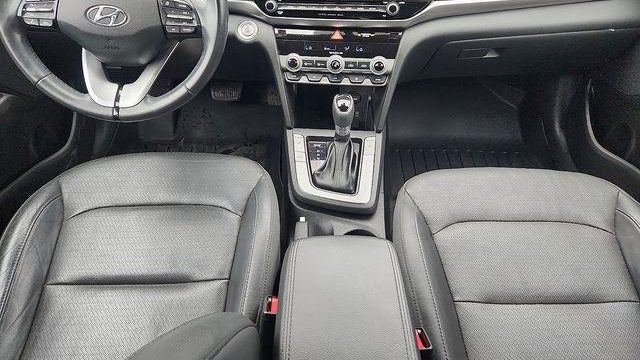 2019 Hyundai ELANTRA Limited