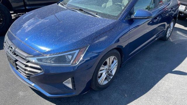 2019 Hyundai ELANTRA SE