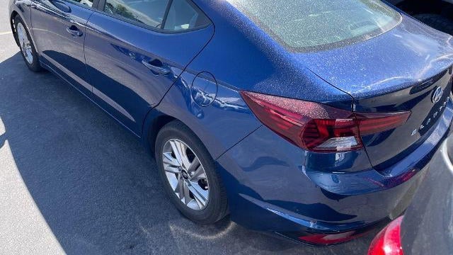 2019 Hyundai ELANTRA SE