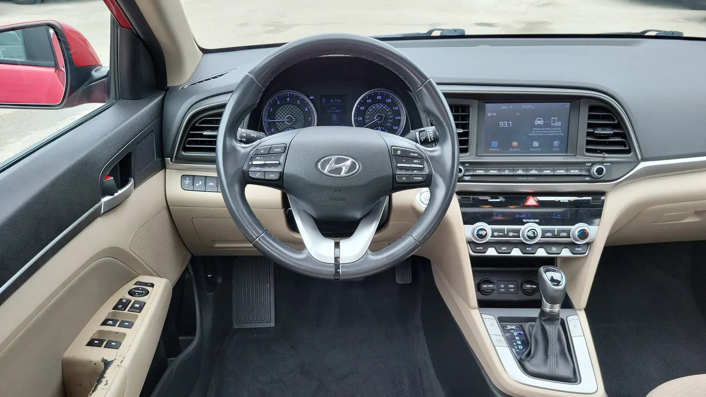 2020 Hyundai ELANTRA SEL