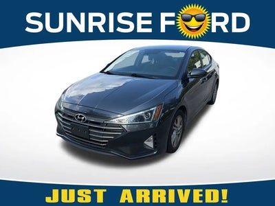 2020 Hyundai Elantra SEL 4DR Sedan