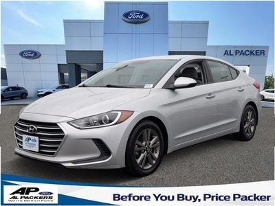 2017 Hyundai Elantra SE 4DR Sedan 6M (us)