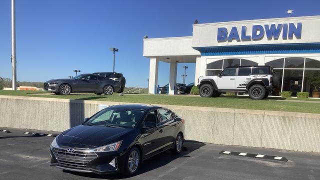 2019 Hyundai ELANTRA SE