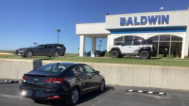 2019 Hyundai ELANTRA SE