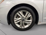 2019 Elantra Thumbnail 14