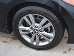 2017 Elantra Thumbnail 4