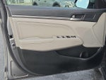 2018 Elantra Thumbnail 24