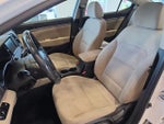 2018 Elantra Thumbnail 16