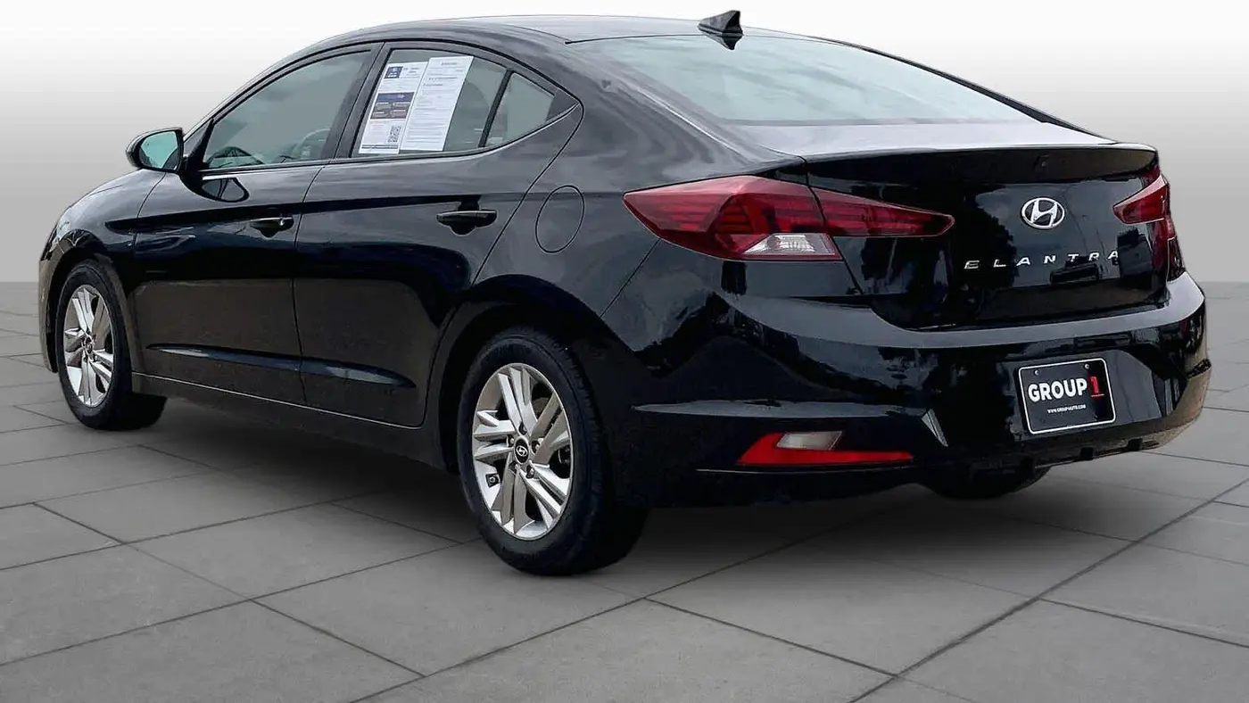 2020 Hyundai ELANTRA SEL