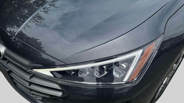 2020 Hyundai ELANTRA Limited