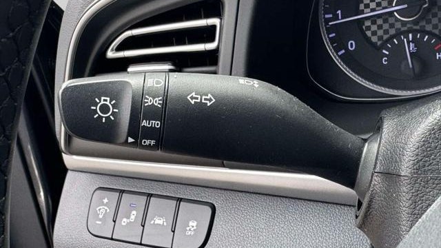 2020 Hyundai ELANTRA Limited