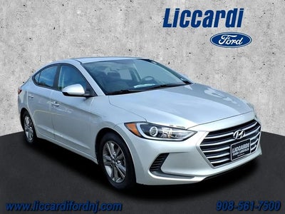 Photo of a 2017 Hyundai Elantra SE 4DR Sedan 6M (us) for sale
