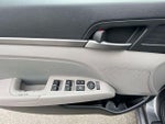 2018 Elantra Thumbnail 15