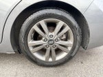 2018 Elantra Thumbnail 19