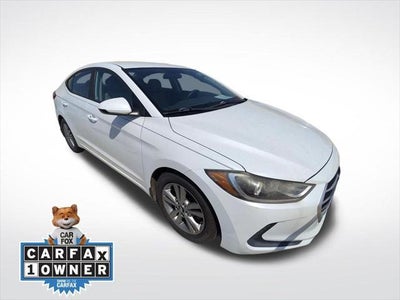 2017 Hyundai Elantra SE 4DR Sedan 6M (us)