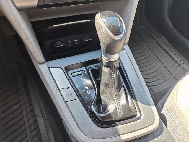 2017 Hyundai Elantra - $8,235