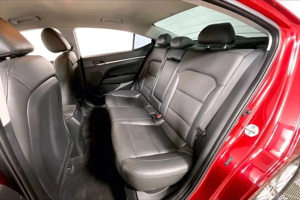 2017 Hyundai Elantra - $9,991