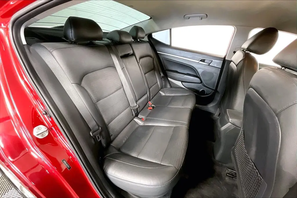 2017 Hyundai Elantra - $9,991