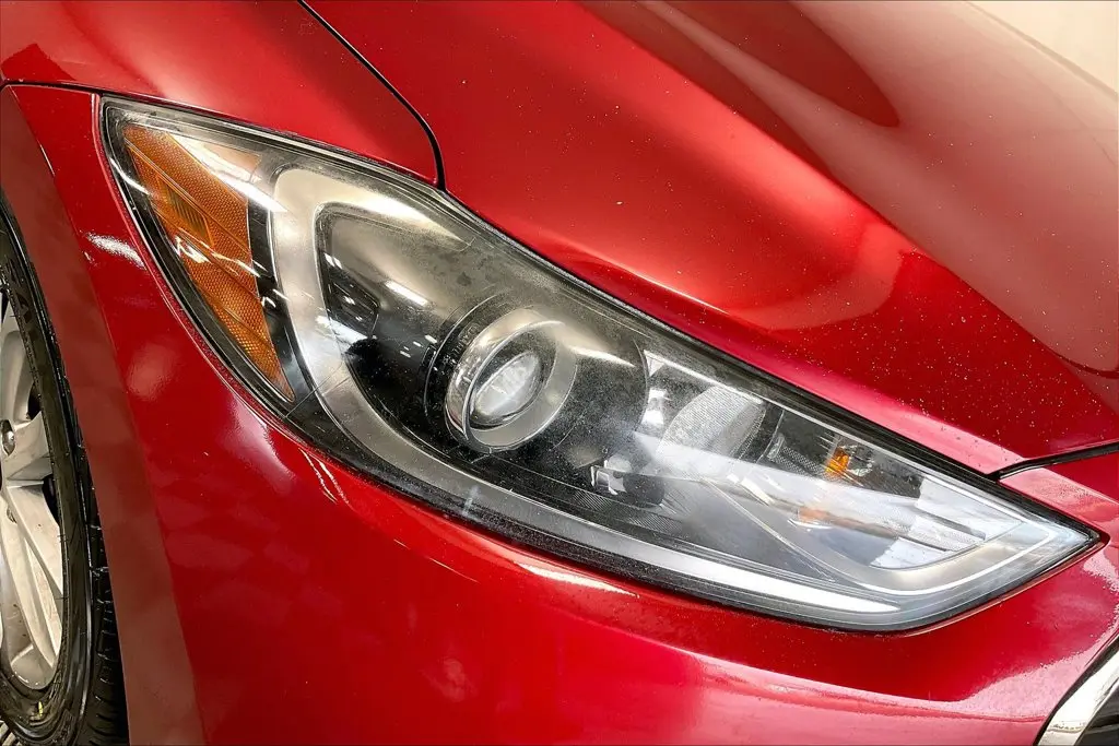 2017 Hyundai Elantra - $9,991