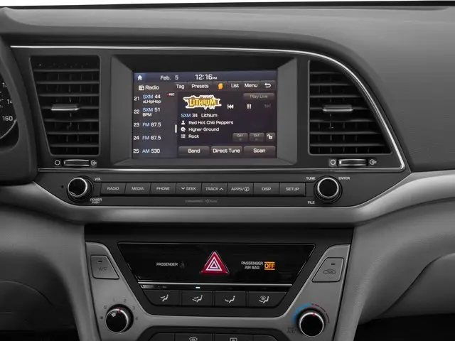 2017 Hyundai Elantra - $10,310